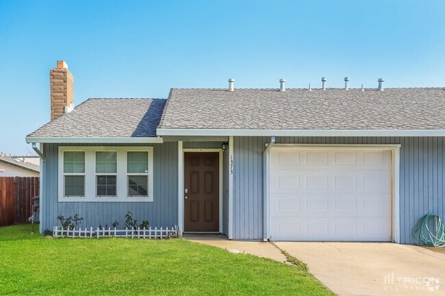 Building Photo - 1373 Hobart Dr