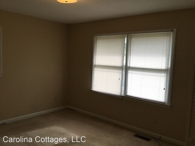 Building Photo - 2 br, 1 bath House - 14 Sugarloaf Lane