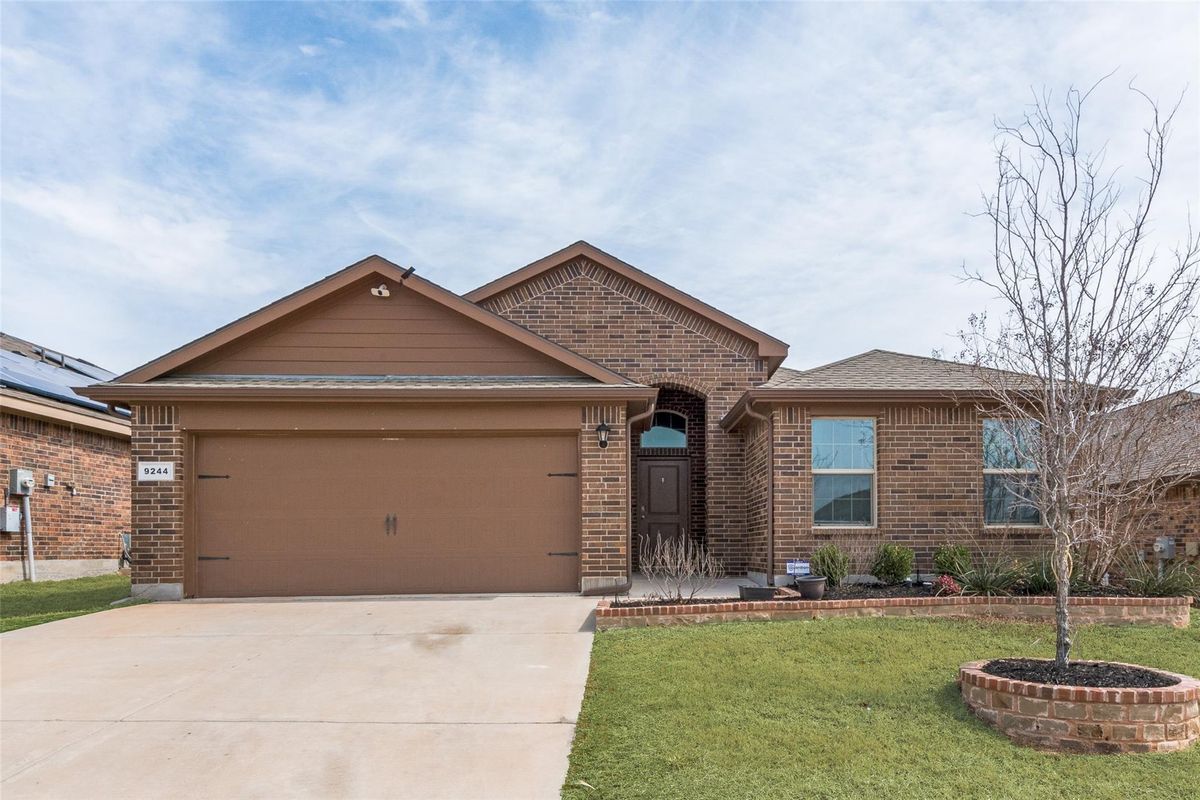 Foto principal - 9244 Leveret Ln