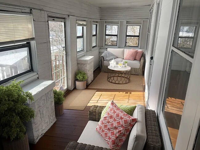 Foto del edificio - 3323 Trendley Ave
