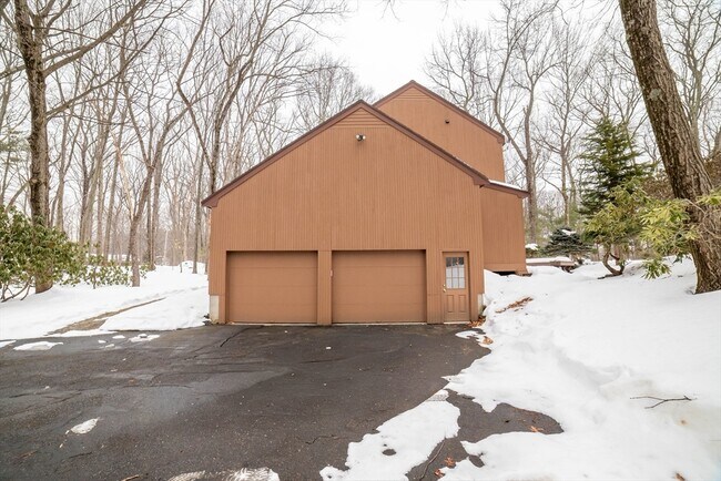 Foto del edificio - 160 Floral St