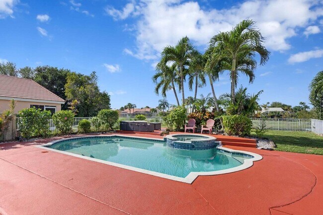 Building Photo - 2471 Country Golf Dr