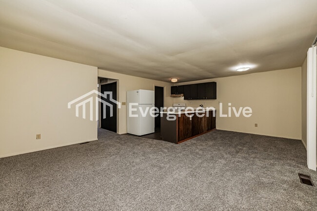 Building Photo - 8113 Mt Aetna St