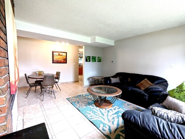 Photo du bâtiment - 2688 Norwood St