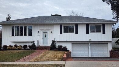 Building Photo - 20 Steuben Dr