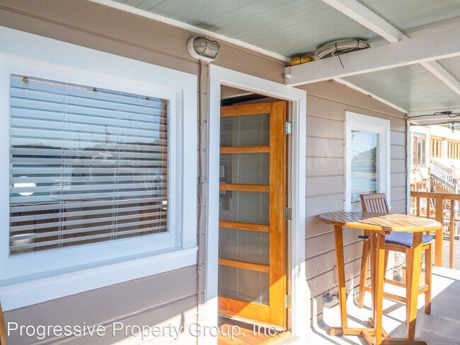 Foto del edificio - 2 br, 1 bath House - 21F Main Street