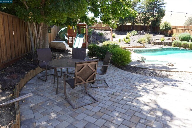 Building Photo - 1105 Fair Weather Cir