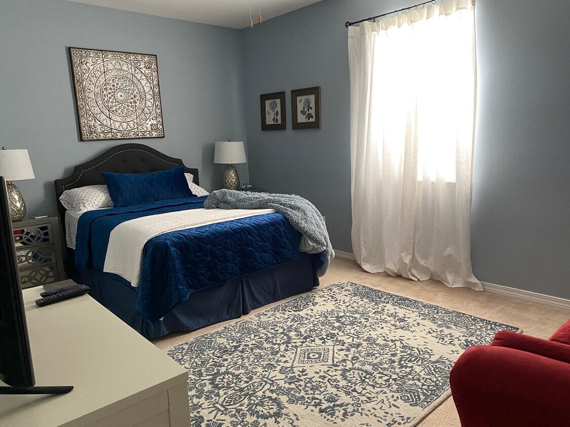 Foto principal - 3630 Delaware Ave
