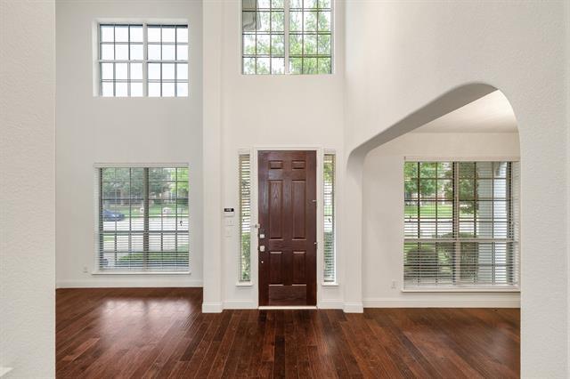 Foto del edificio - 5555 Sky Ridge Dr