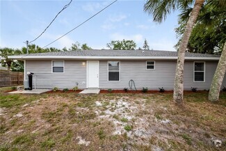 Building Photo - 4816 Pompano Rd