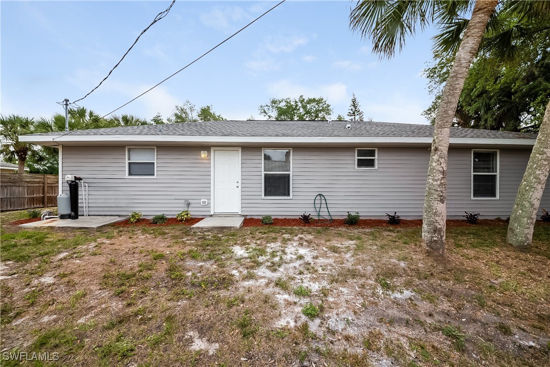 Foto principal - 4816 Pompano Rd