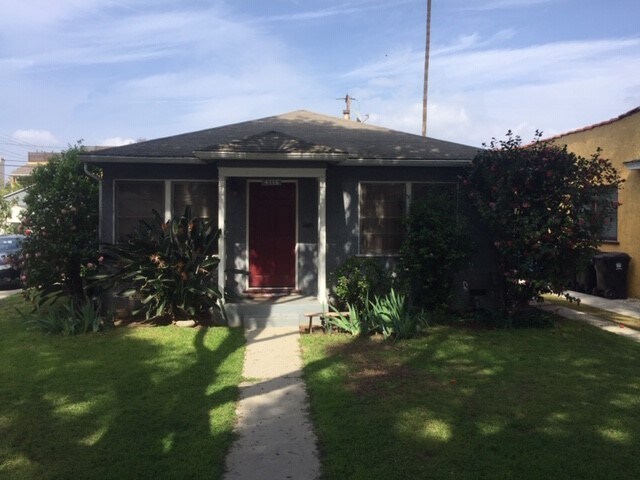 Primary Photo - 4116 Lincoln Ave