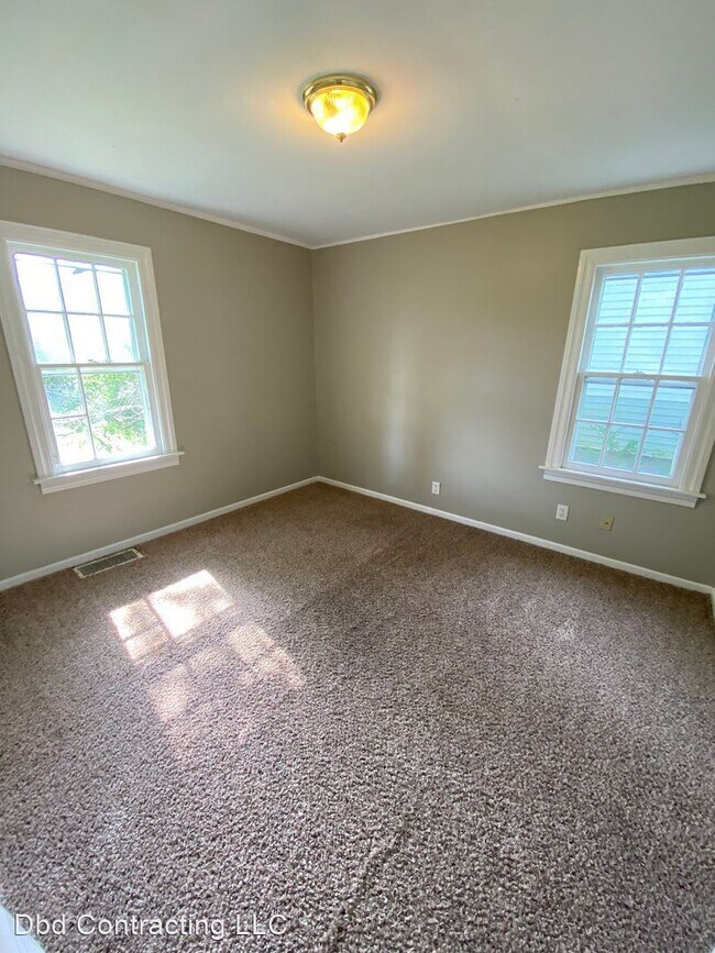 Building Photo - 3 br, 1 bath House - 4013 Monroe St