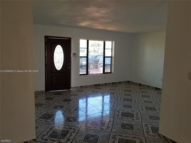 Building Photo - 3 br, 2 bath House - 17131 NW 10th Ct # A