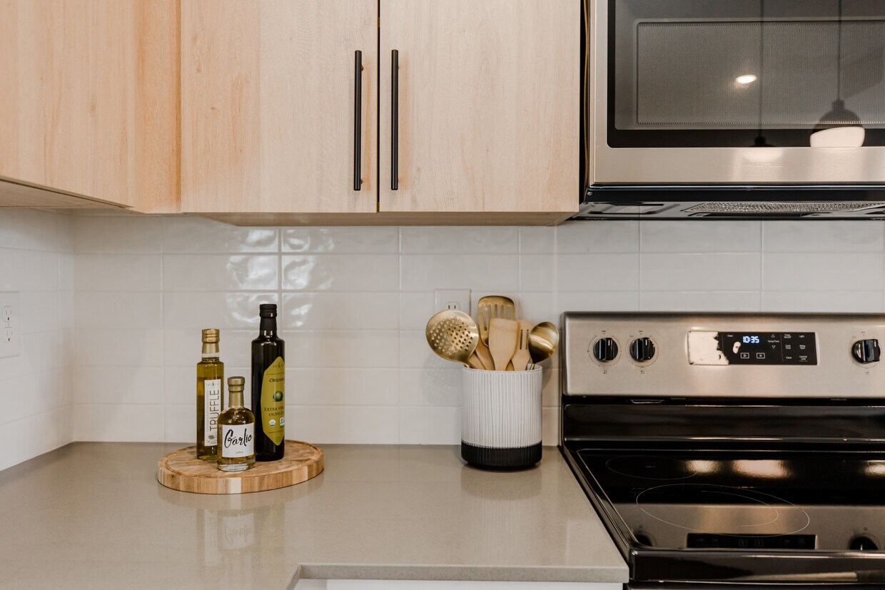 The Austin Townhomes Apartments 604 W Park Presidio Way Draper, UT