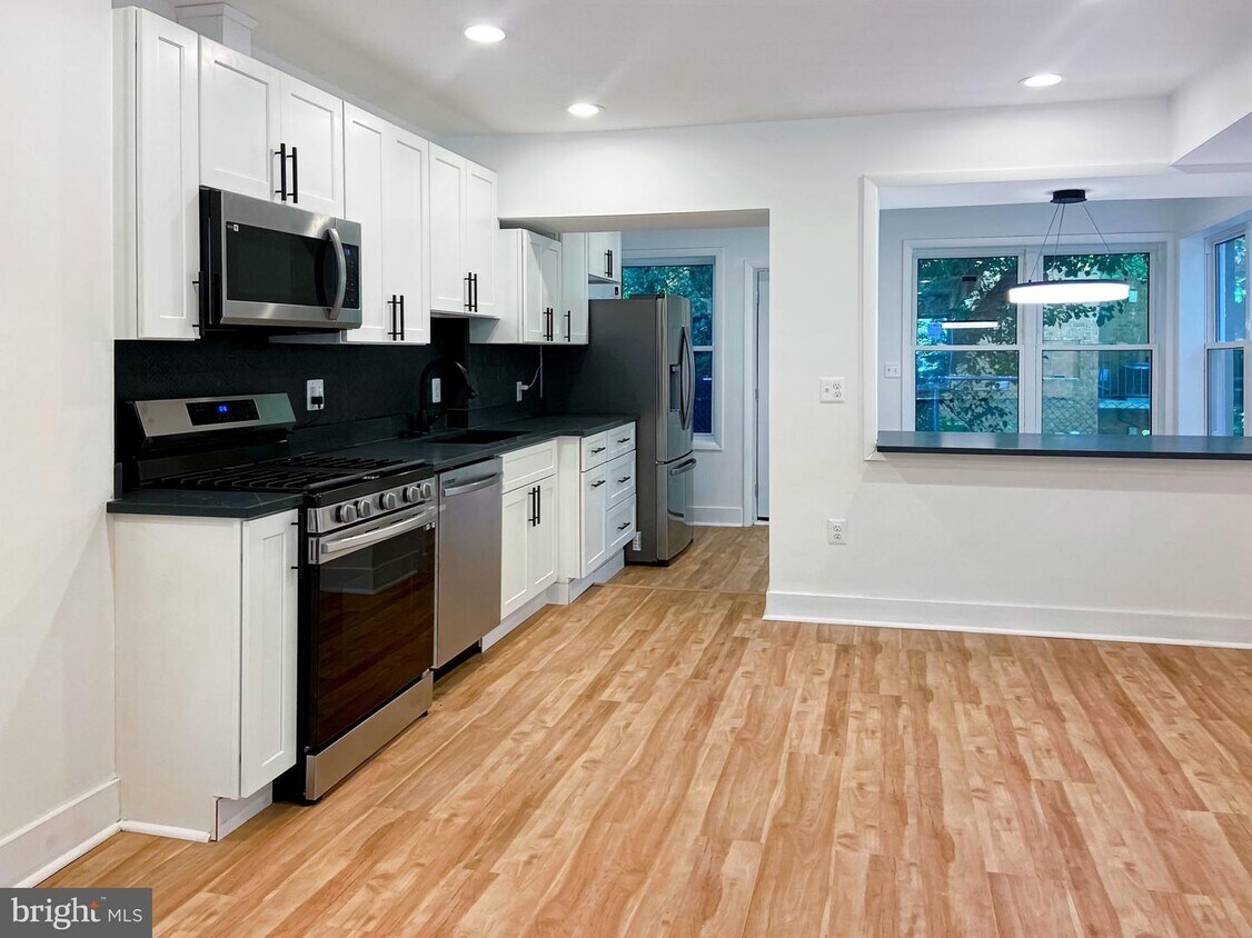 Foto principal - 1321 Talbert Terrace SE