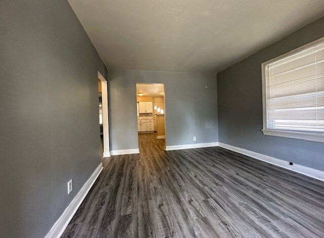 Foto del edificio - 1401 Clara Ave