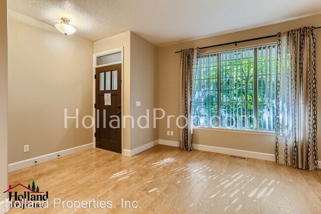 Building Photo - 2 br, 2.5 bath House - 4861 NW Blandy Ter
