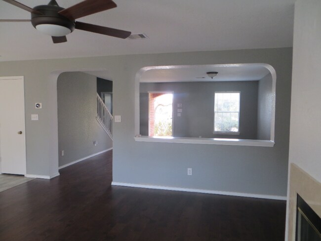 Building Photo - 7203 Avator Bay