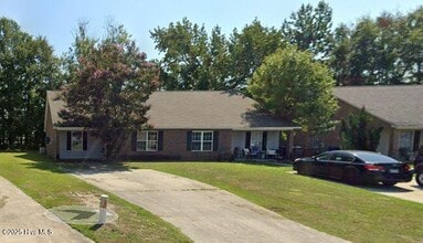 Building Photo - 3324 Moseley Dr