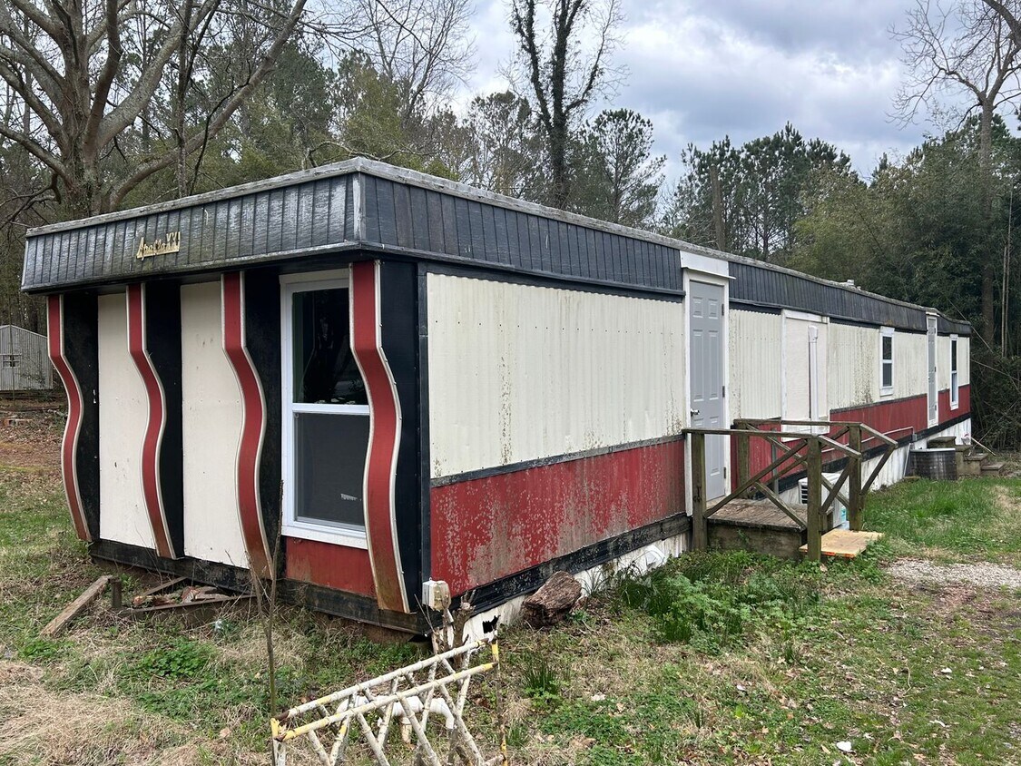 Primary Photo - 2 Bedroom, 2 Bathroom- 153A Lone Oak Rd