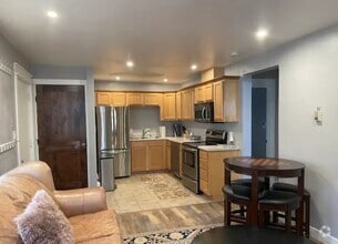 Building Photo - 1775 W Gore Creek Dr
