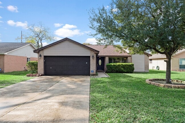 Foto del edificio - 8363 Pebbledowne Dr