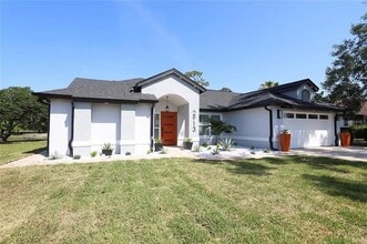 Building Photo - 2913 Eagle Lake Dr