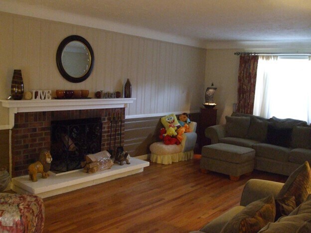 Foto del edificio - 4290 Groveland Rd