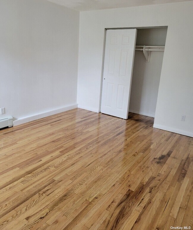 Foto del edificio - 109-111 Linden Ave