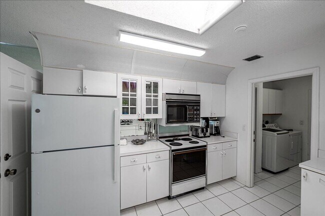 Foto del edificio - 901 Sandy Oaks Dr