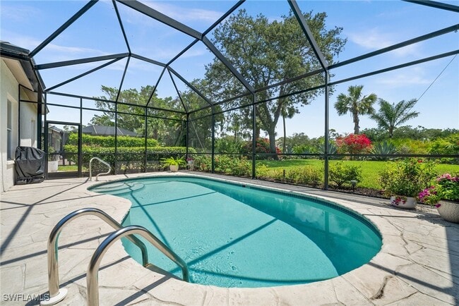 Foto del edificio - 24921 Bay Cedar Dr