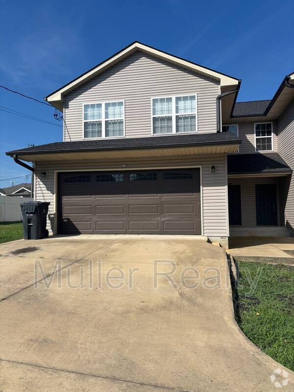 Building Photo - 4805 Fennel Rd