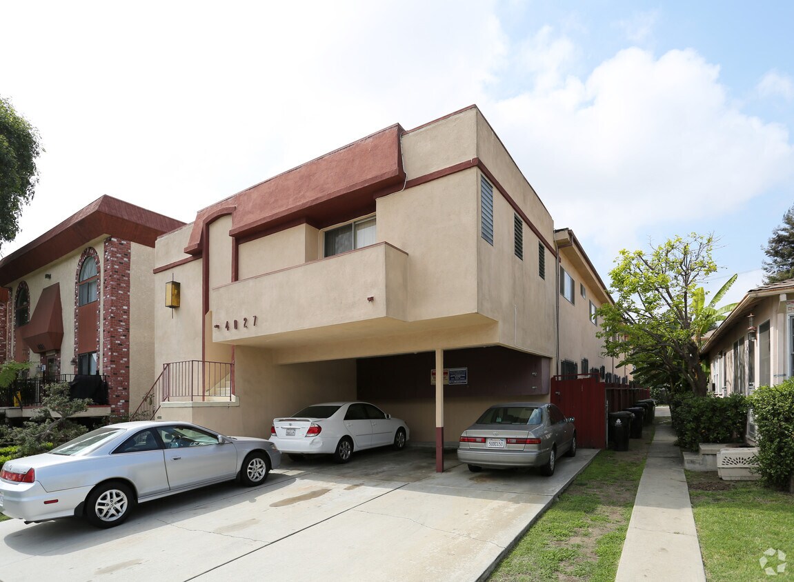 Primary Photo - 4027 Mclaughlin Ave