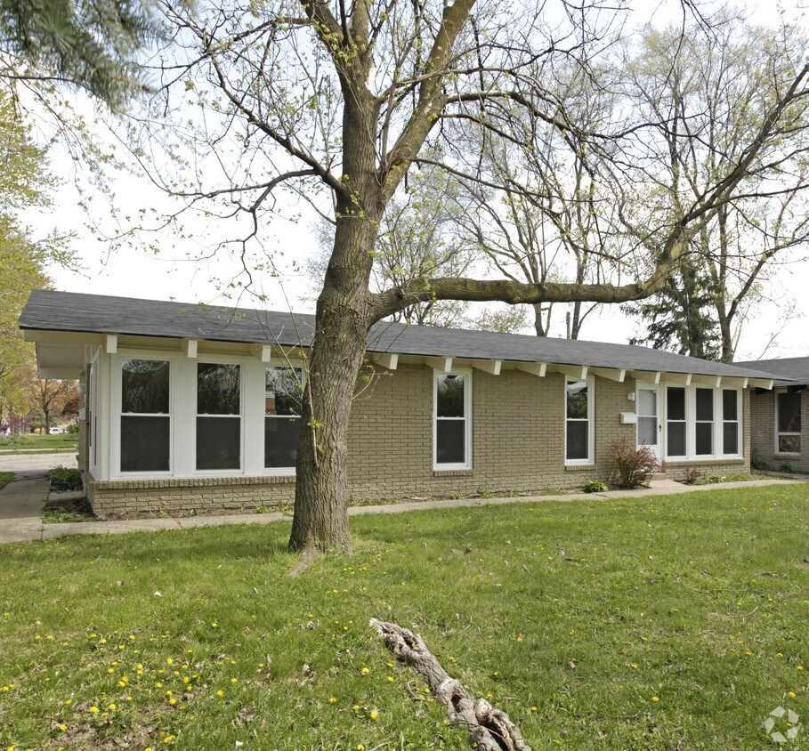 Foto principal - 1421 Broadacre Ave