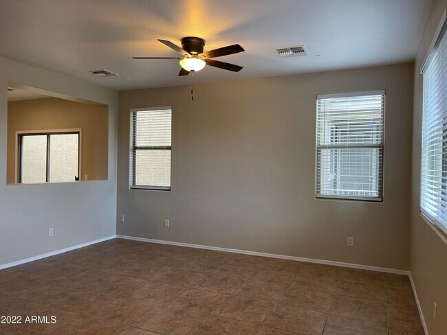 Foto del edificio - 6933 S 9th Ave