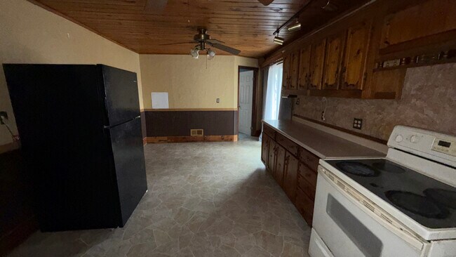 Foto del edificio - 41 W Main St