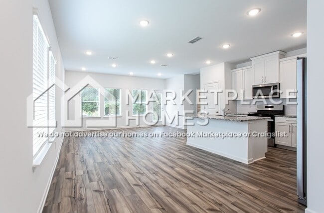 Building Photo - 301 White Tail Rd