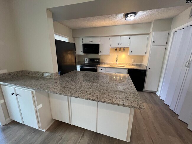 Foto del edificio - 6905 Cleaton Rd