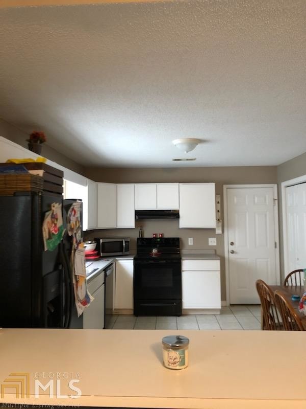 Foto del edificio - 623 Sweetheart Ln