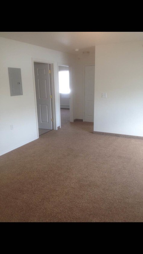 living room - 1321 1st Ave SW