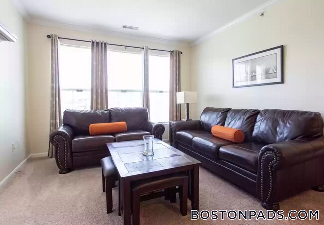 Foto del edificio - 311 Lowell St