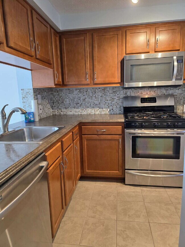 Foto del edificio - "Charming 2-Bedroom Townhouse Retreat in Venetia"