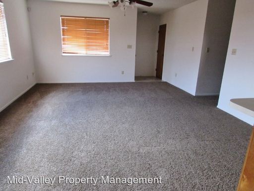 Building Photo - 1324 Manzanita Ave