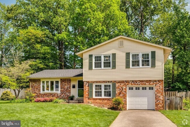 Building Photo - 5223 Tooley Ct