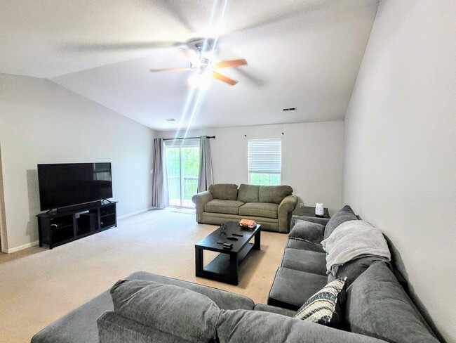 Foto del edificio - 21021 Harbor Ln