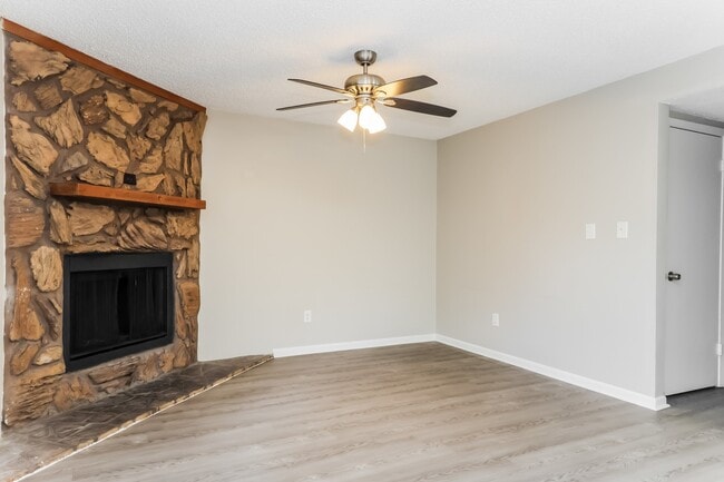 Building Photo - 11122 Hanning Ln