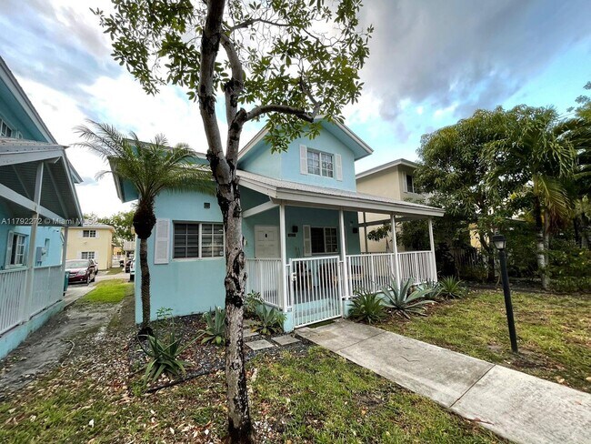 Foto del edificio - 325 NW 19th Ln