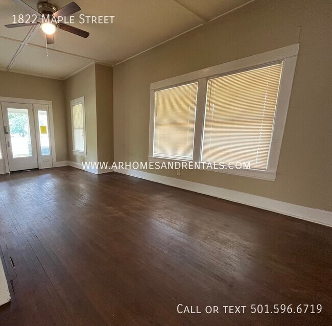 Building Photo - 1822 Maple Street | $725 | 2 beds, 1 full ...