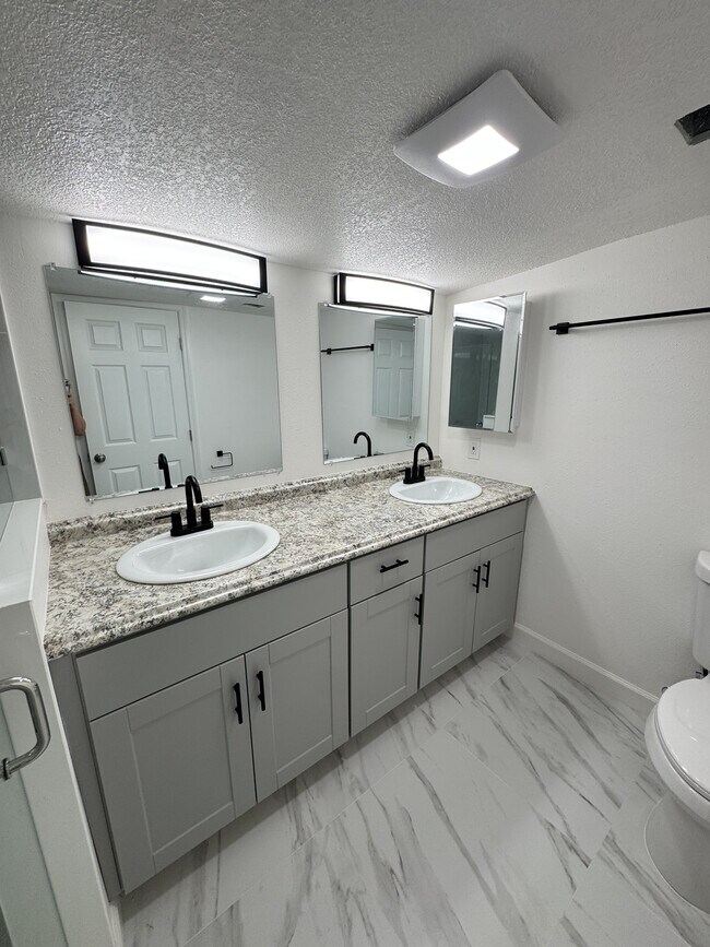 Foto del edificio - 909 36th St